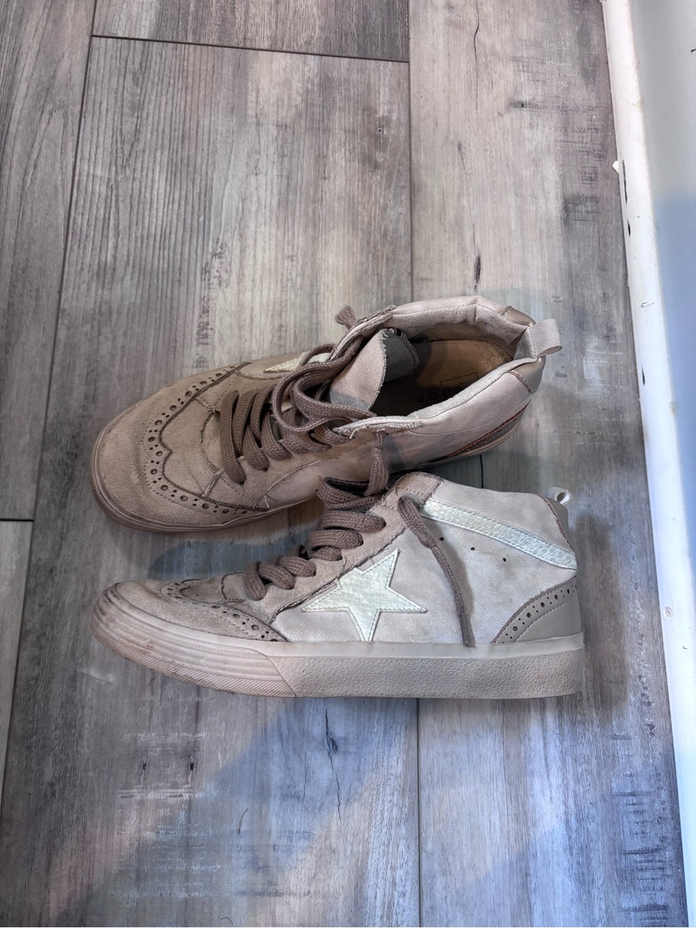 ShuShop Women's High-Top Suede Sneakers with Star Accent in Taupe